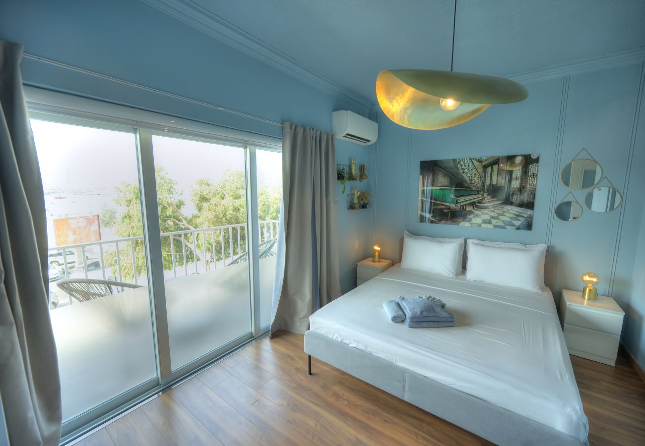 Apartamento en Sliema - Stylish, large 3bedroom, seafront terrace GOSLM-13