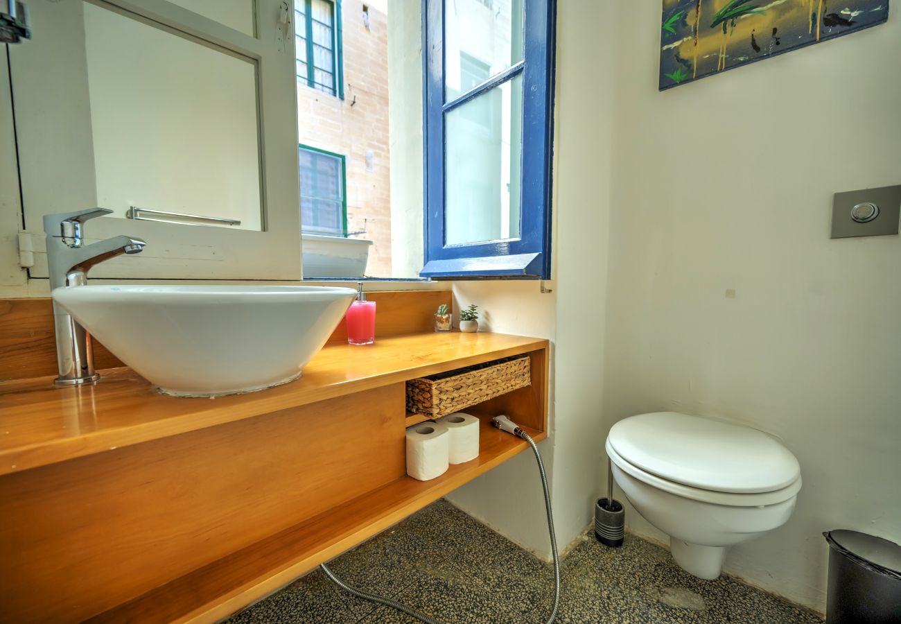 Apartamento en Valletta - Duplex tastefully furnished flat in Valletta MCOP1-1
