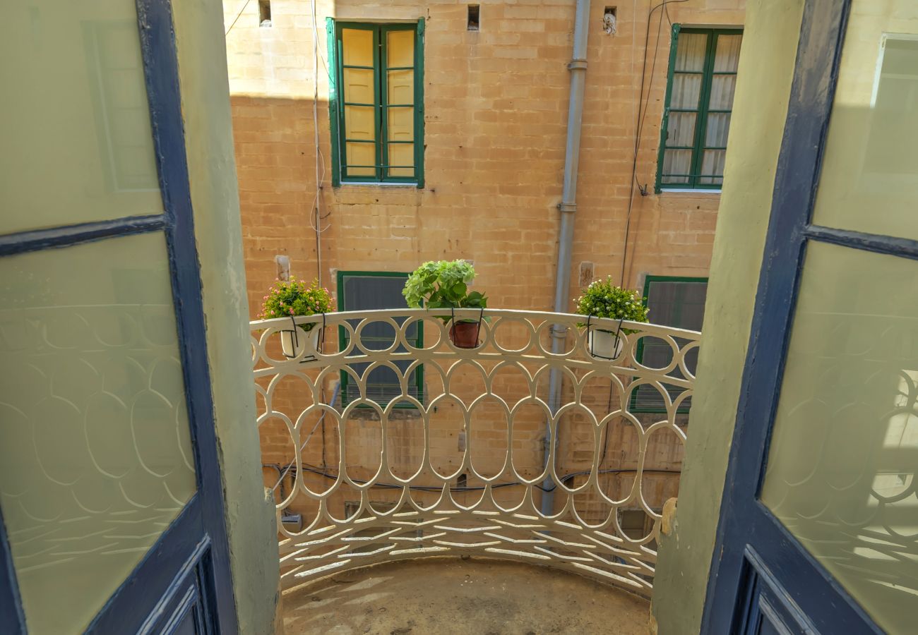 Apartamento en Valletta - Duplex tastefully furnished flat in Valletta MCOP1-1