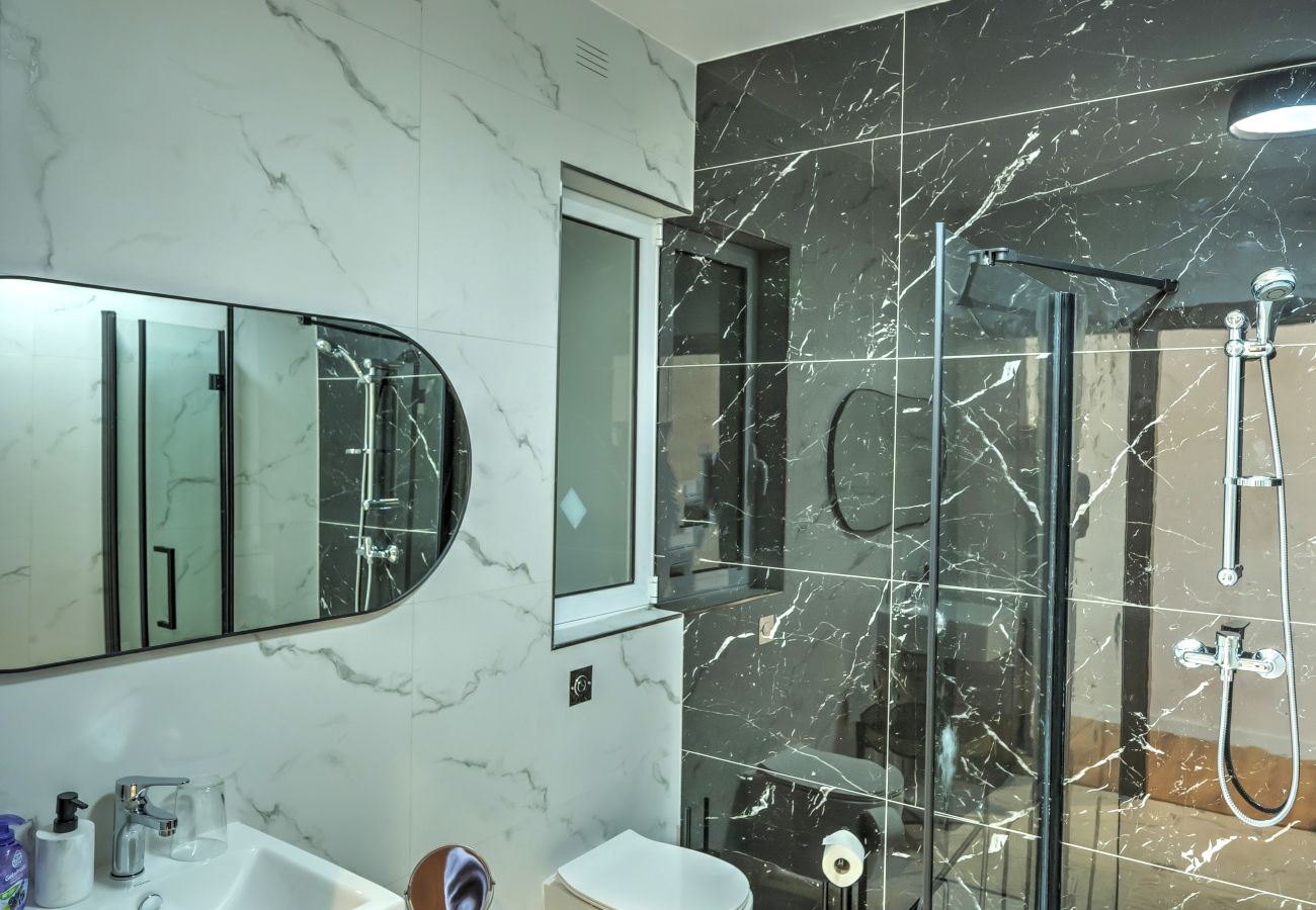 Apartamento en St Julian's - Large and stylish 1 bedroom 2 bathrooms AGER1-1