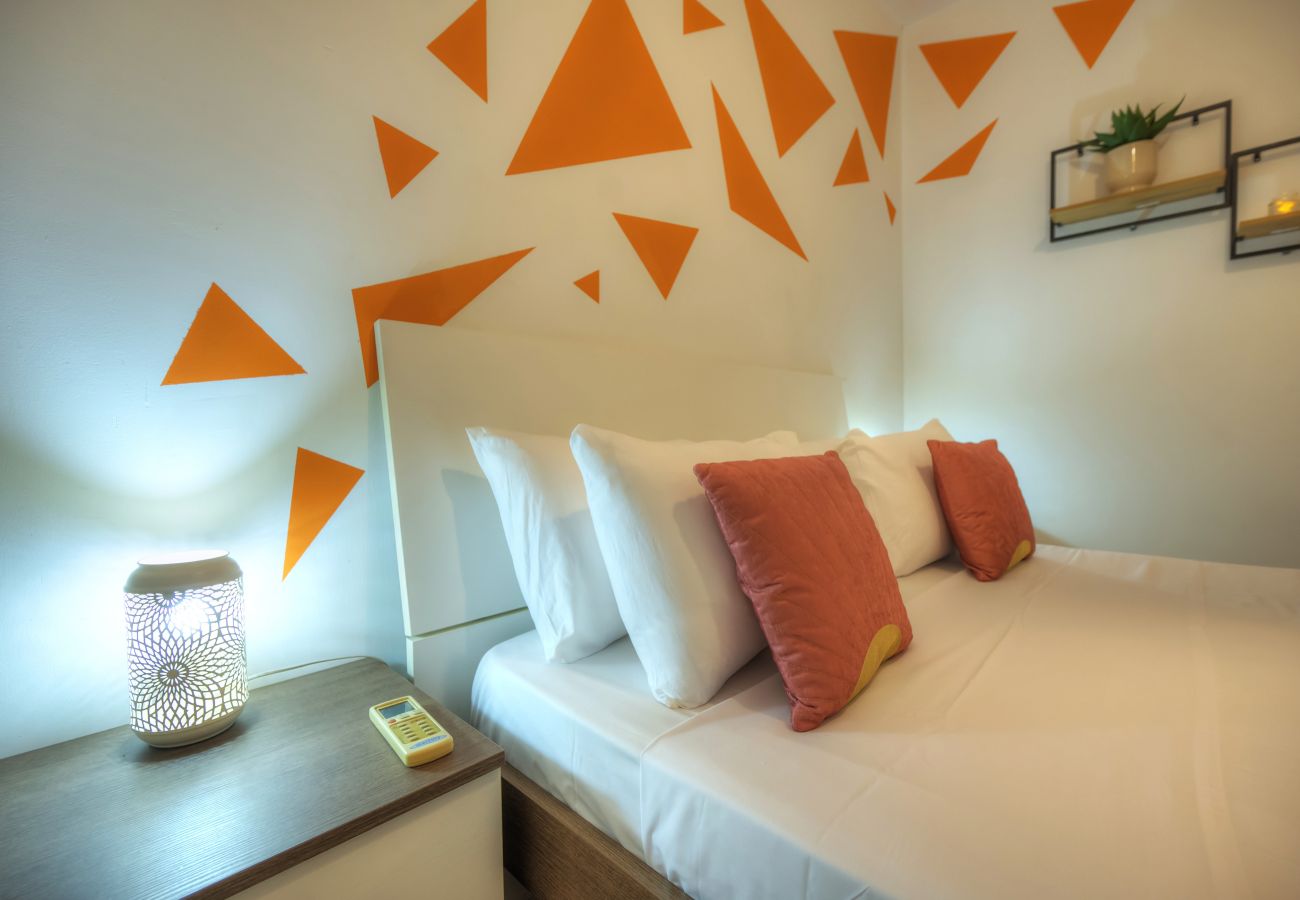 Apartamento en Sliema - Seafront bright & spacious 2bedroom, balcony KDEG1-1