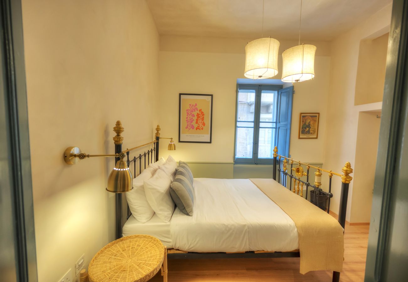 Apartamento en Valletta - Luxury & stylish 4bedroom, Valletta centre LDEM1-1