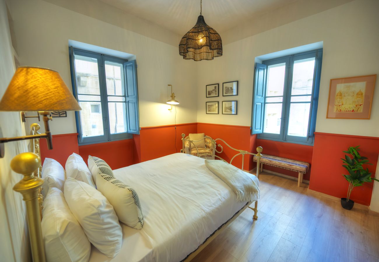 Apartamento en Valletta - Luxury & stylish 4bedroom, Valletta centre LDEM1-1