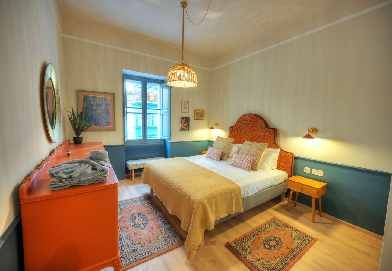 Apartamento en Valletta - Luxury & stylish 4bedroom, Valletta centre LDEM1-1