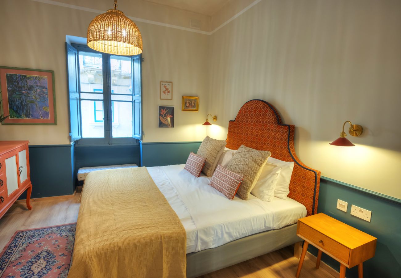Apartamento en Valletta - Luxury & stylish 4bedroom, Valletta centre LDEM1-1