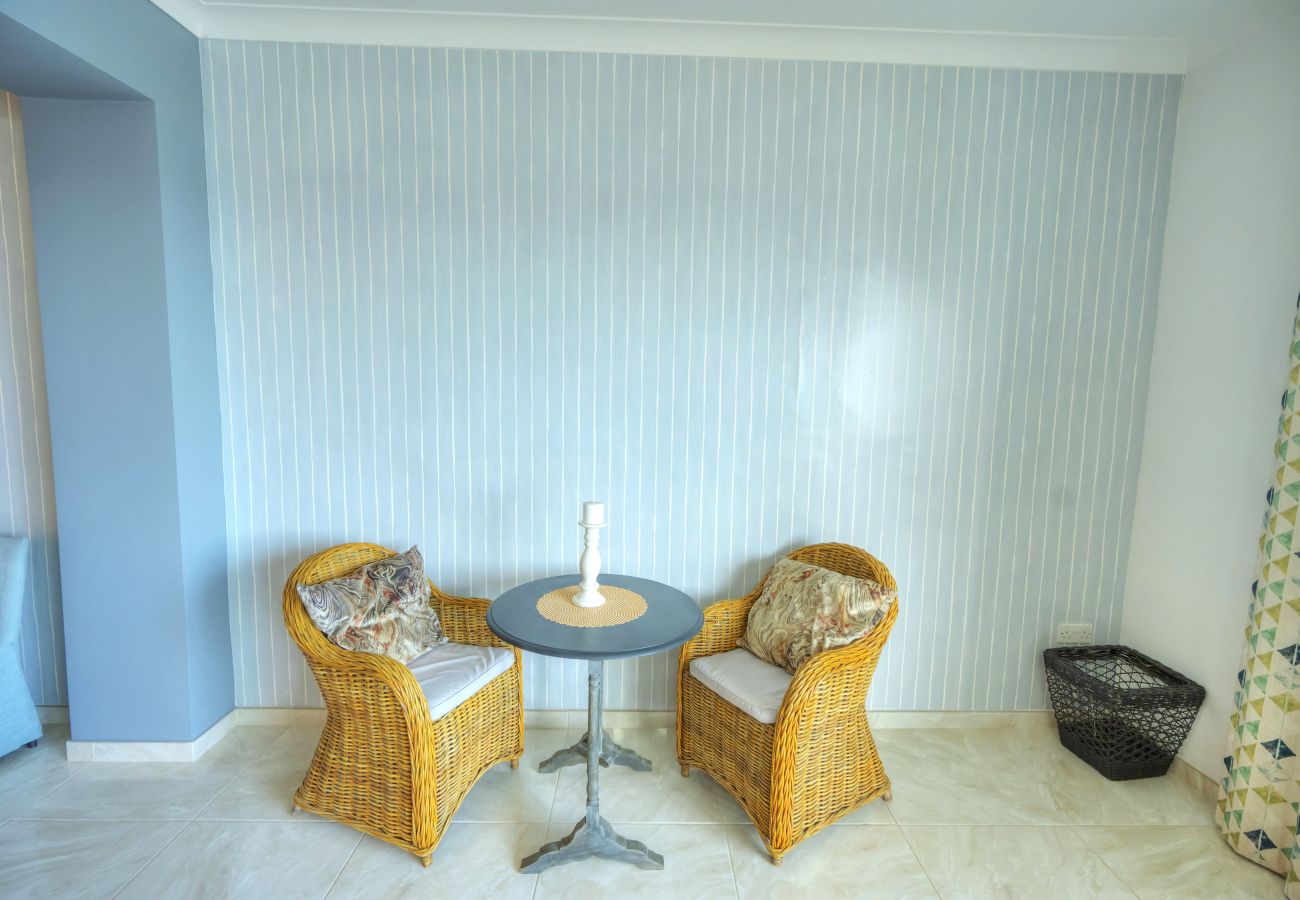 Apartamento en Sliema - Luxury & spacious 3 bedroom seafront, balcony YHAI1-1