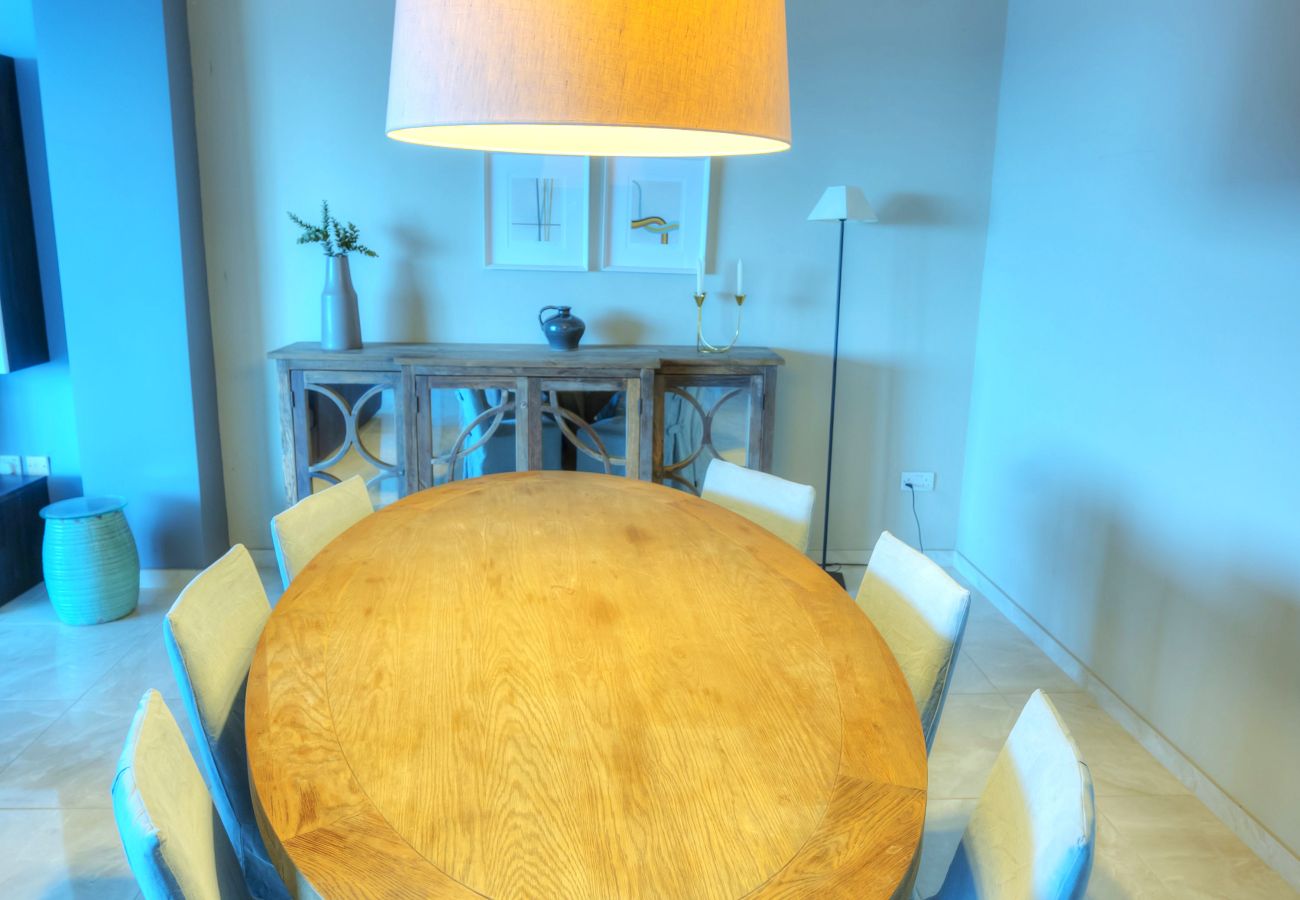 Apartamento en Sliema - Luxury & spacious 3 bedroom seafront, balcony YHAI1-1