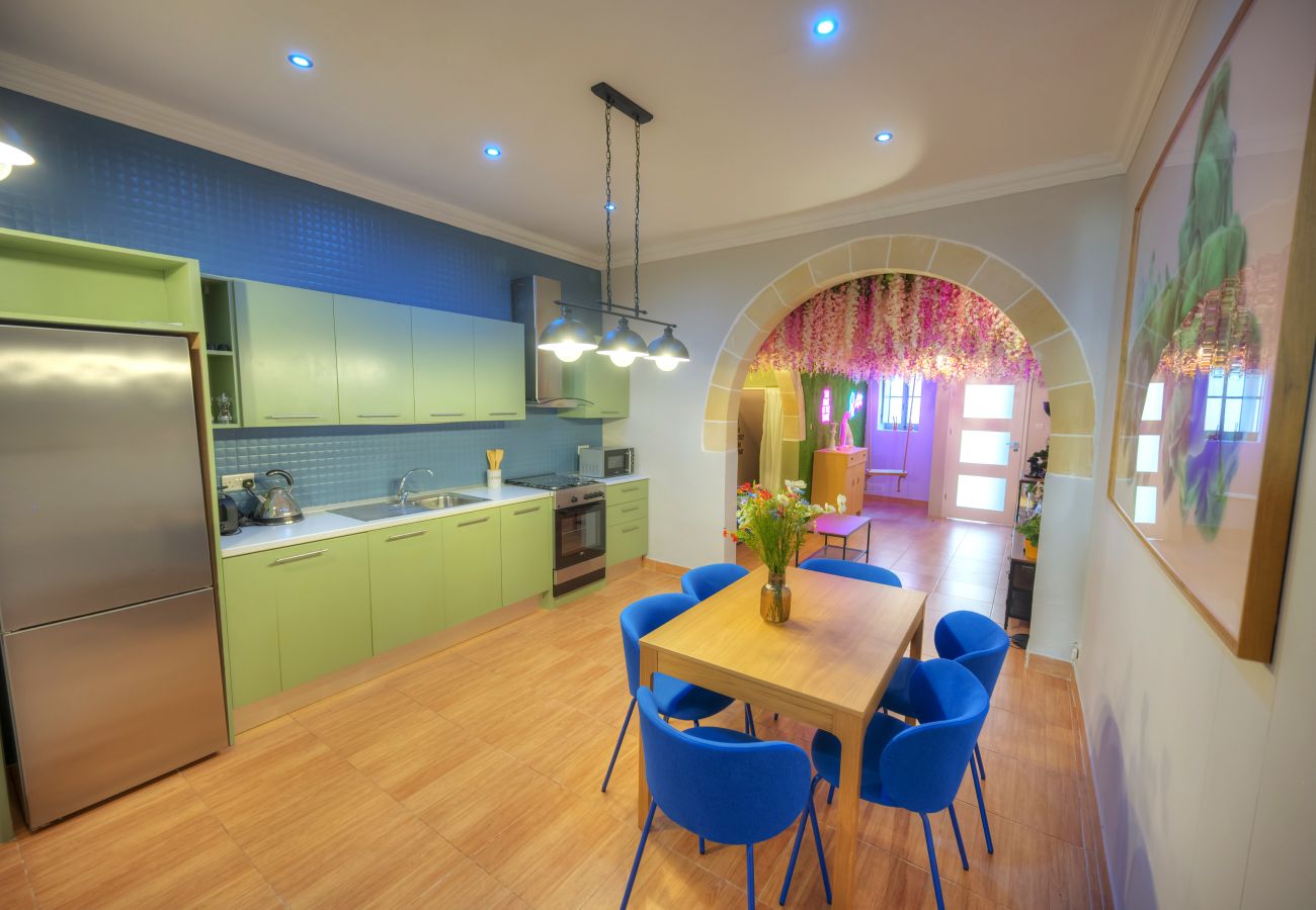 Apartamento en Sliema - Unique & enchanting 2bedroom with jacuzzi GOSLM-14