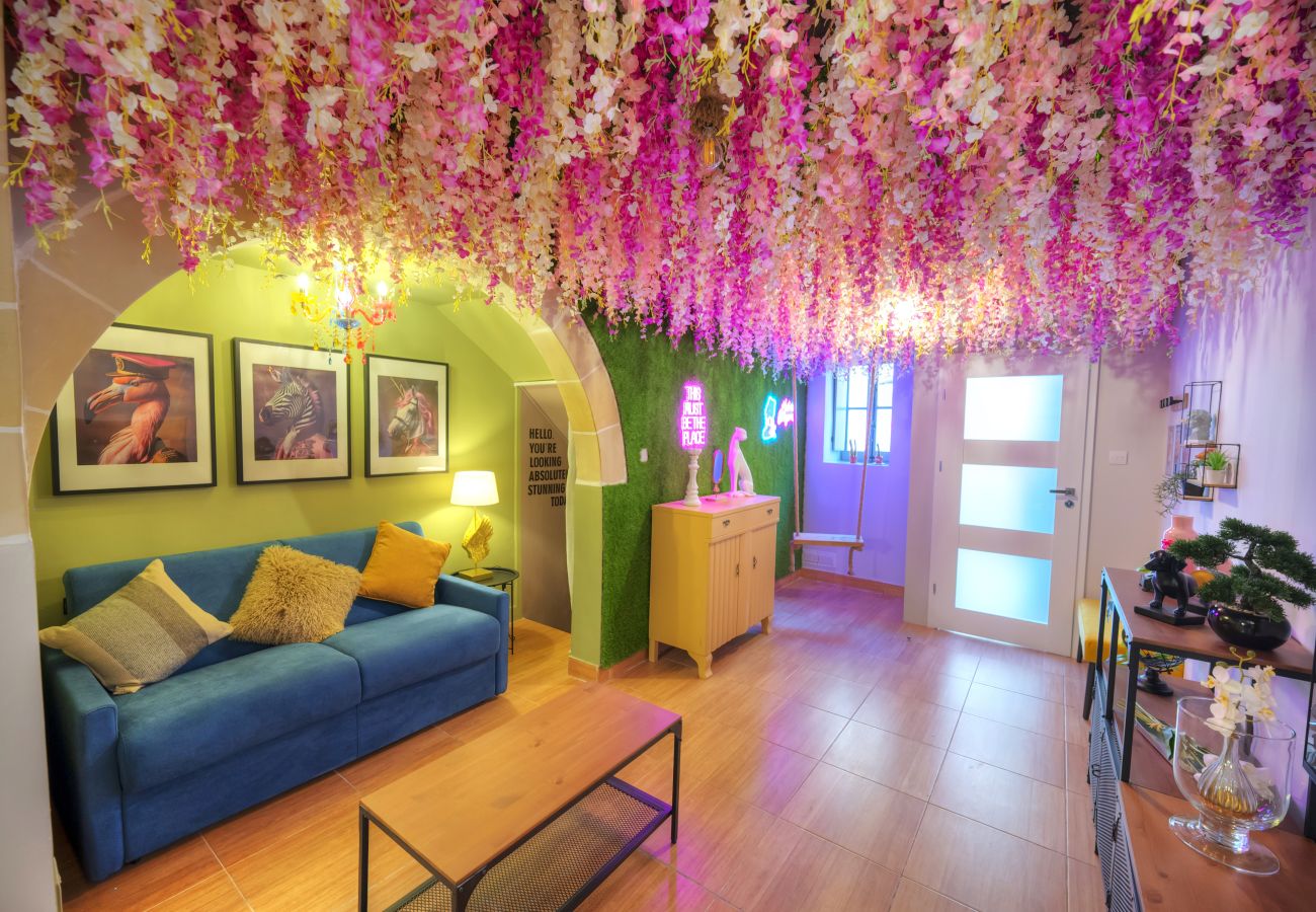 Apartamento en Sliema - Unique & enchanting 2bedroom with jacuzzi GOSLM-14