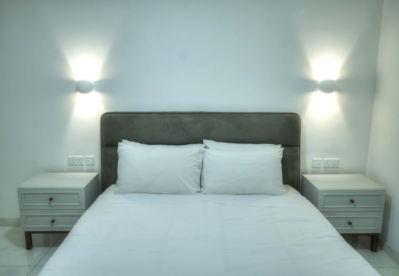 Apartamento en Sliema - Stylish & large 2 bedroom with internal yard DCUT1-1