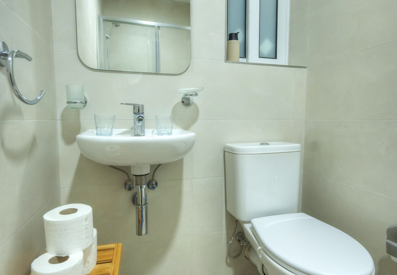 Apartamento en Sliema - Stylish & large 2 bedroom with internal yard DCUT1-1
