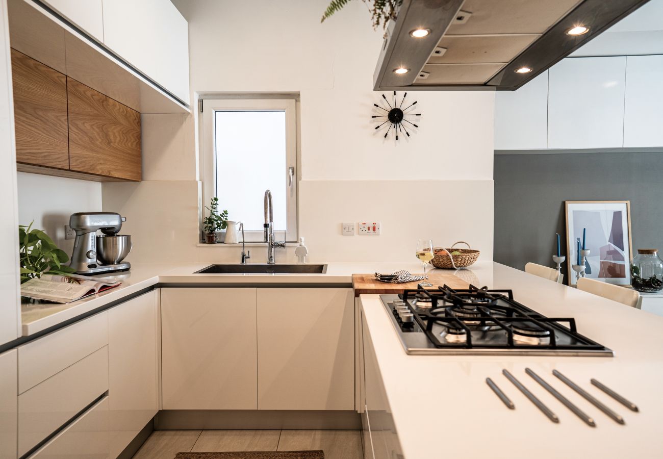 Apartamento en St Julian's - Luxury & spacious 3 bedroom, large balcony KBAS1-3