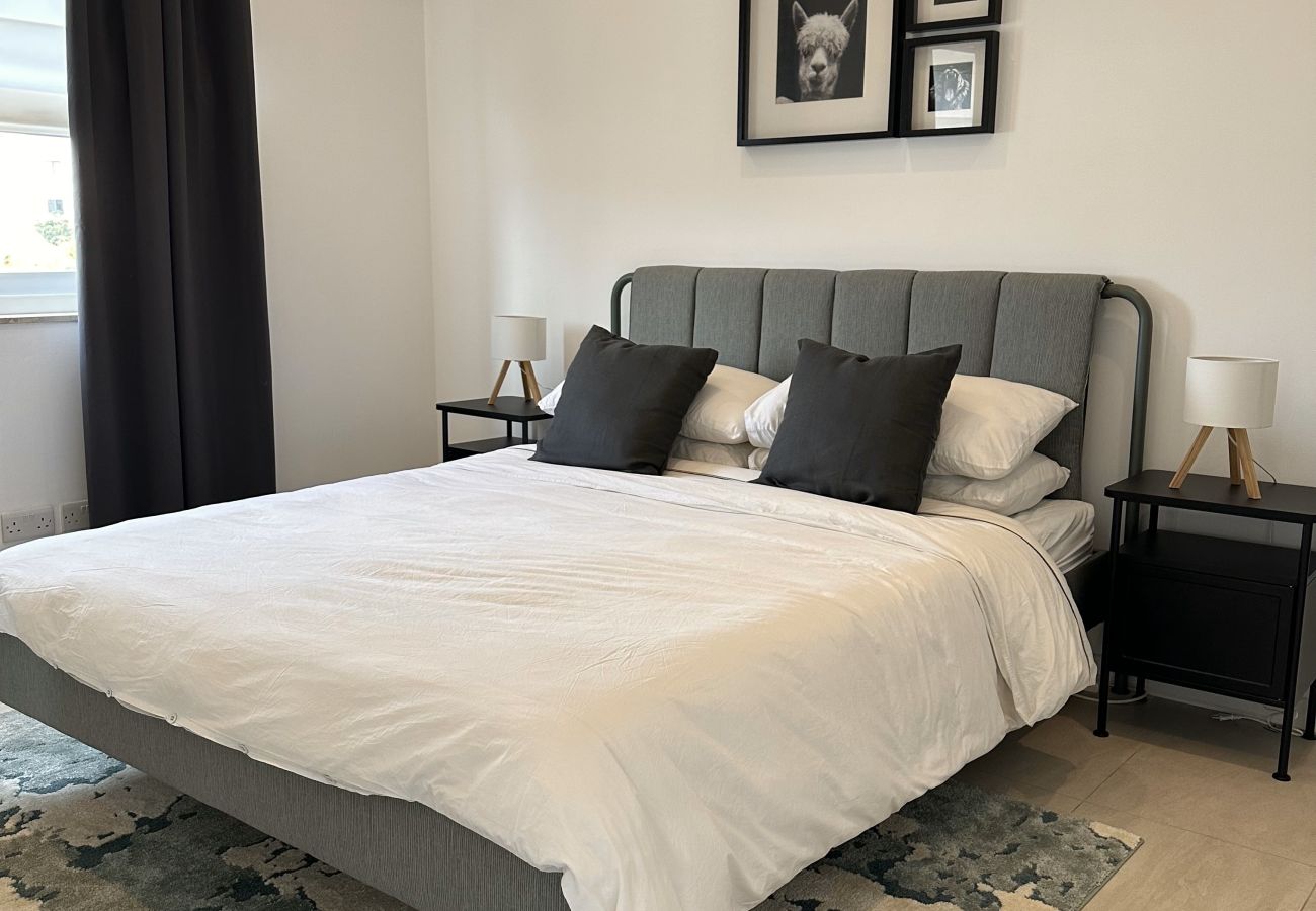 Apartamento en St Julian's - Luxury & spacious 3 bedroom, large balcony KBAS1-3