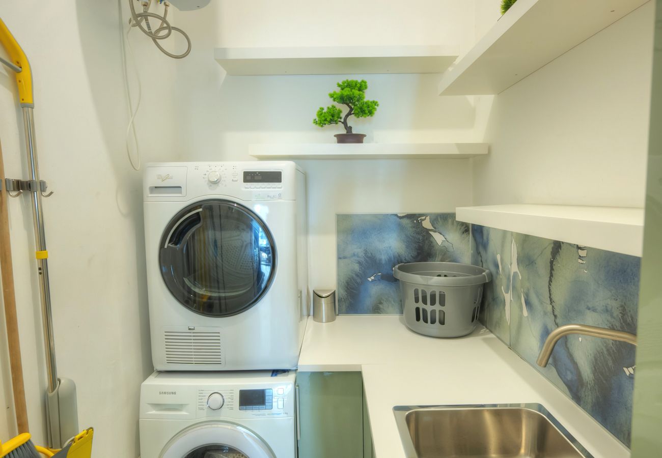 Apartamento en Swieqi - Luxury 2 bedroom with large outdoor & jacuzzi JBAS1-1