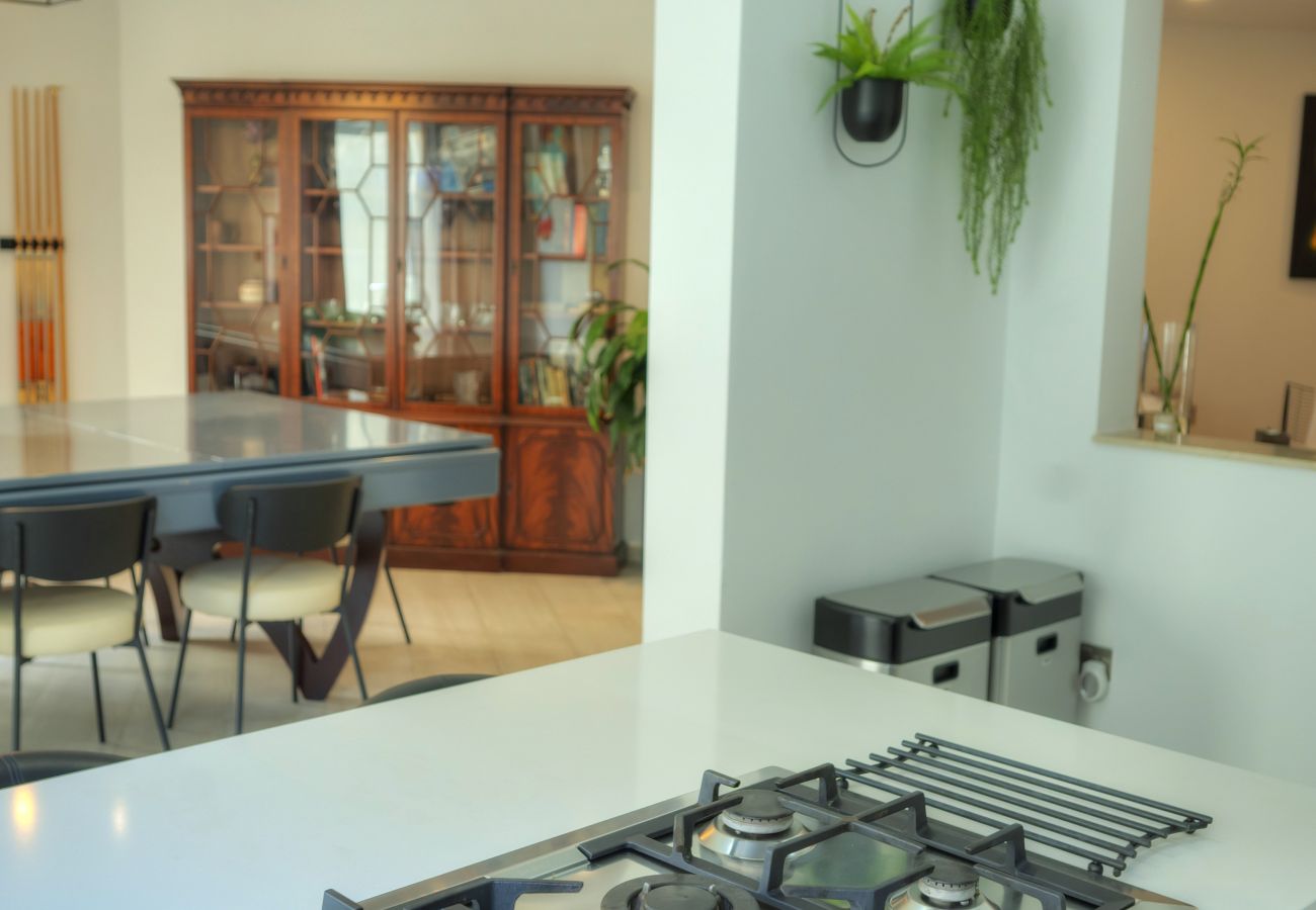 Apartamento en Swieqi - Luxury 2 bedroom with large outdoor & jacuzzi JBAS1-1