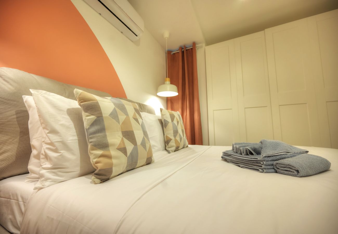 Apartamento en Gzira - Stylish, spacious 3 bedrooms, 2 bathrooms KBAS1-2