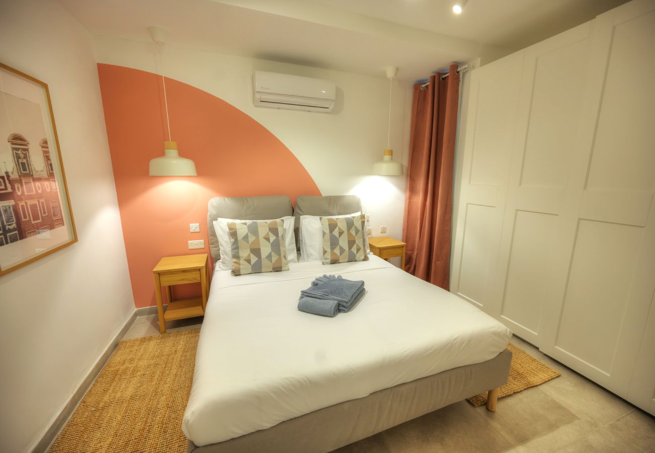 Apartamento en Gzira - Stylish, spacious 3 bedrooms, 2 bathrooms KBAS1-2