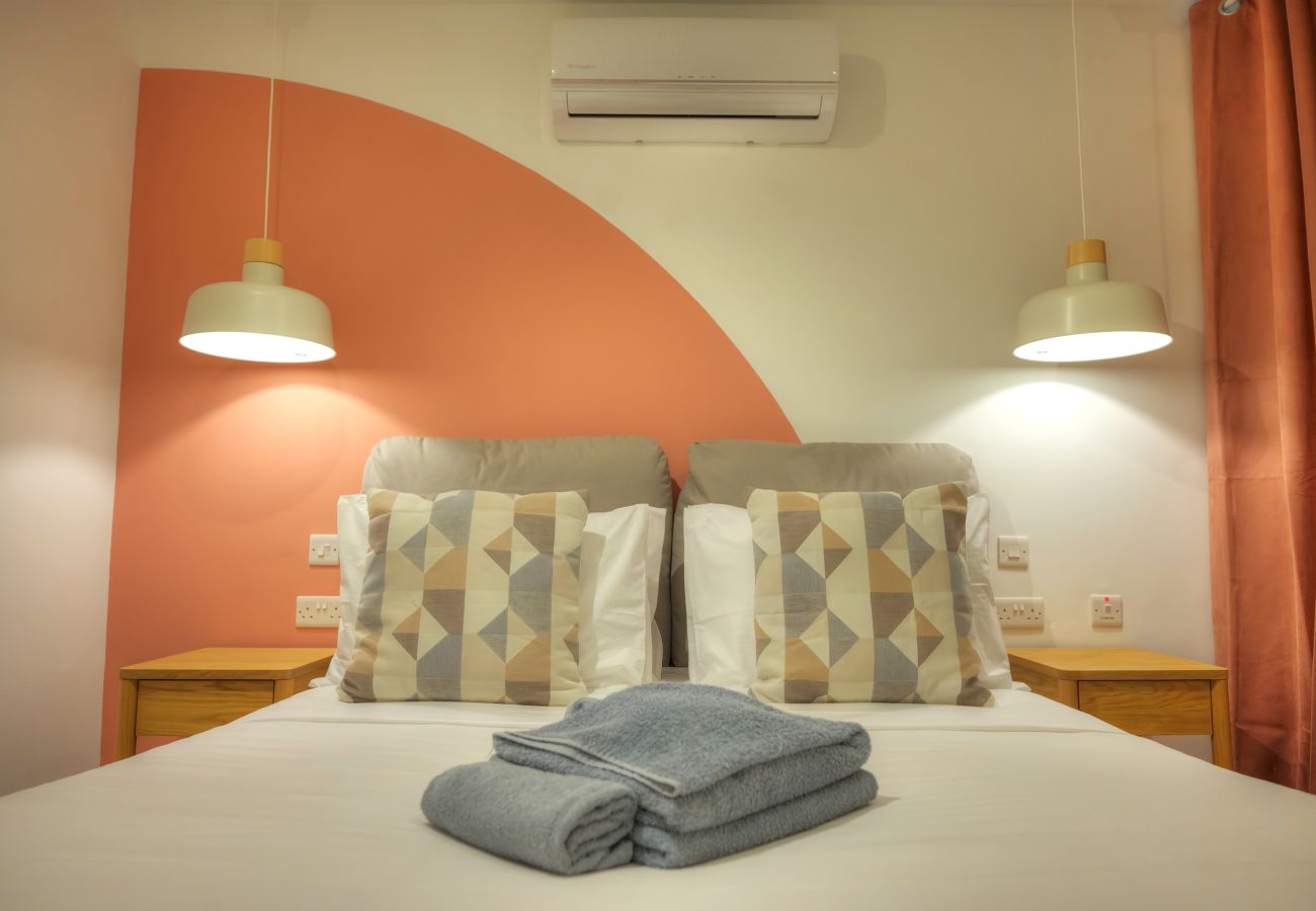 Apartamento en Gzira - Stylish, spacious 3 bedrooms, 2 bathrooms KBAS1-2