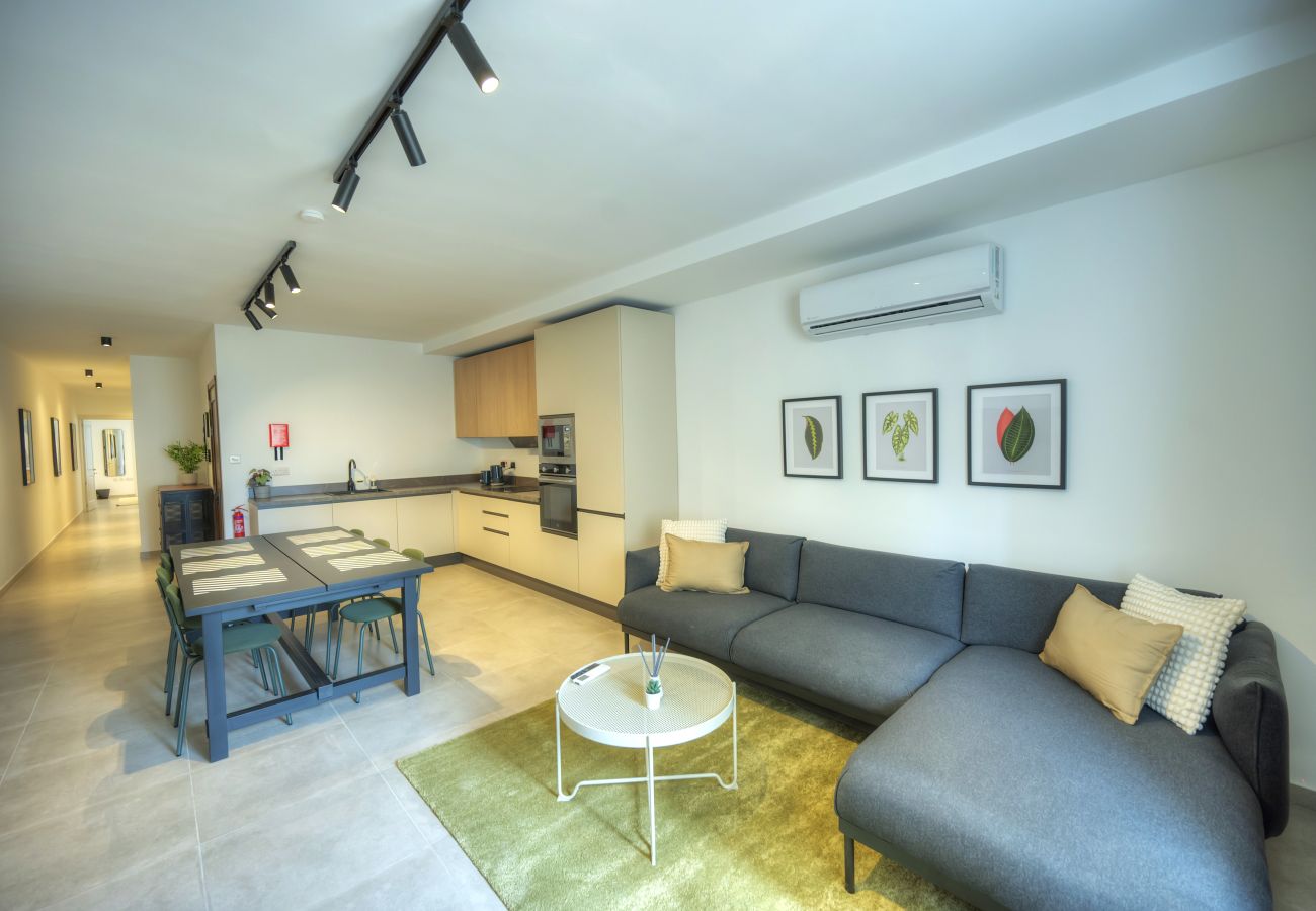 Apartamento en Gzira - Stylish, spacious 3 bedrooms, 2 bathrooms KBAS1-2