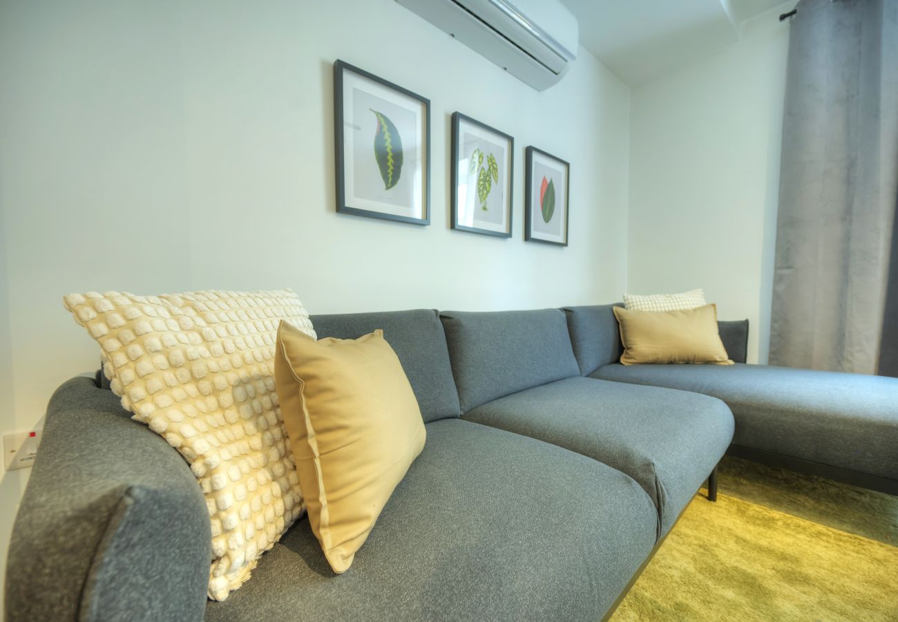 Apartamento en Gzira - Stylish, spacious 3 bedrooms, 2 bathrooms KBAS1-2