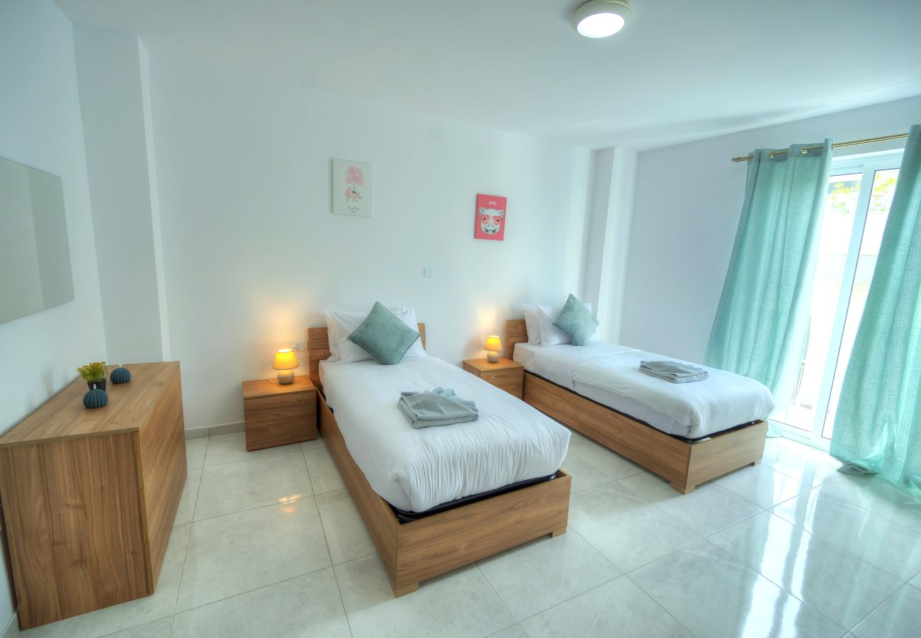 Apartamento en Sliema - Duplex 2 bedroom apartment with terrace EDAG1-1