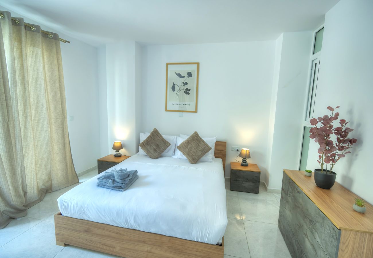 Apartamento en Sliema - Duplex 2 bedroom apartment with terrace EDAG1-1