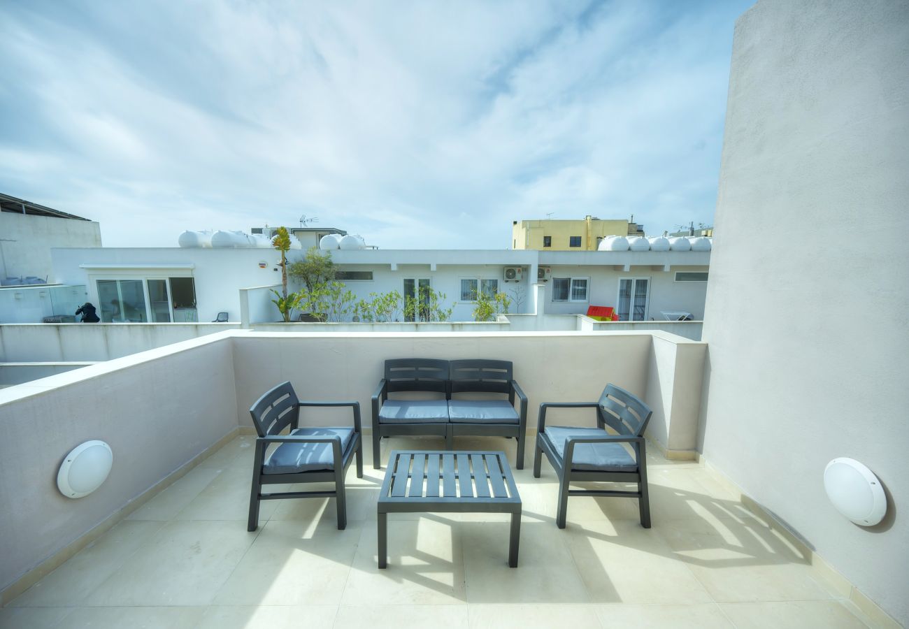 Apartamento en Sliema - Duplex 2 bedroom apartment with terrace EDAG1-1