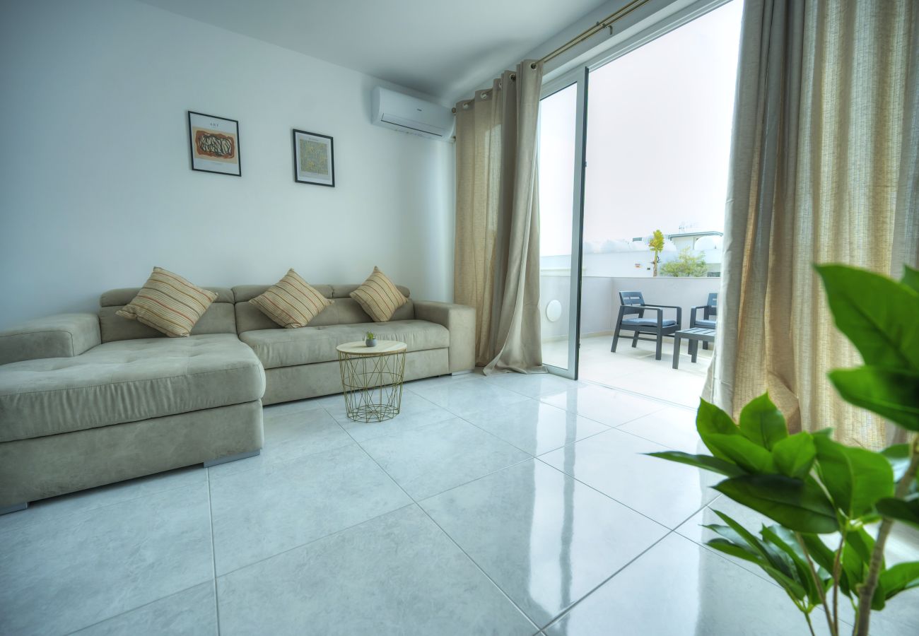 Apartamento en Sliema - Duplex 2 bedroom apartment with terrace EDAG1-1