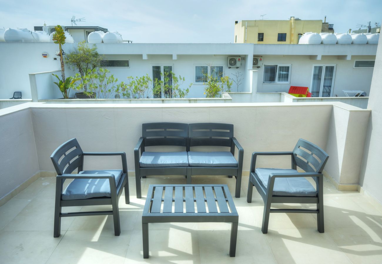 Apartamento en Sliema - Duplex 2 bedroom apartment with terrace EDAG1-1