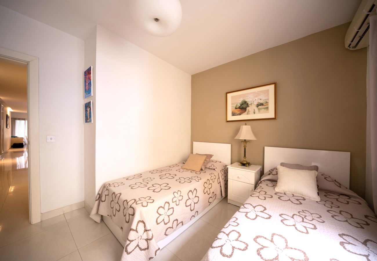 Apartamento en St Julian's - Large & modern 3 bedrooms near Spinola Bay MMAI1-3