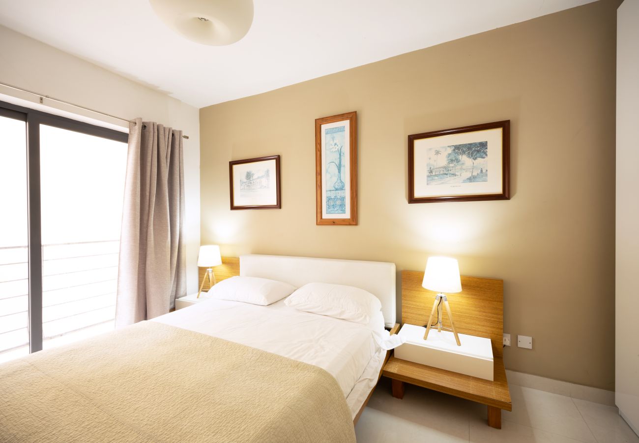 Apartamento en St Julian's - Large & modern 3 bedrooms near Spinola Bay MMAI1-3
