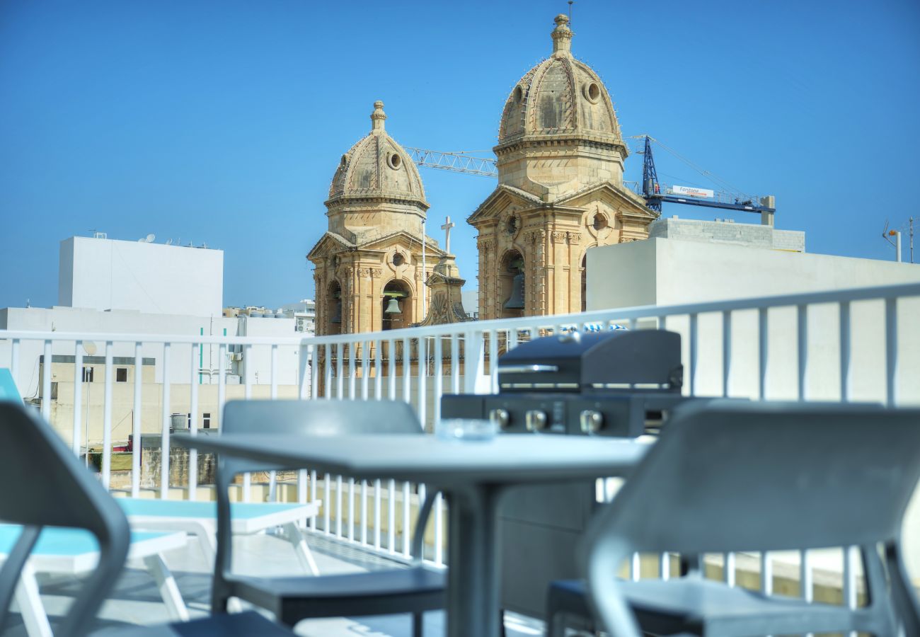 Apartamento en Gzira - Luxury penthouse with sun terrace & jacuzzi RJOR1-1