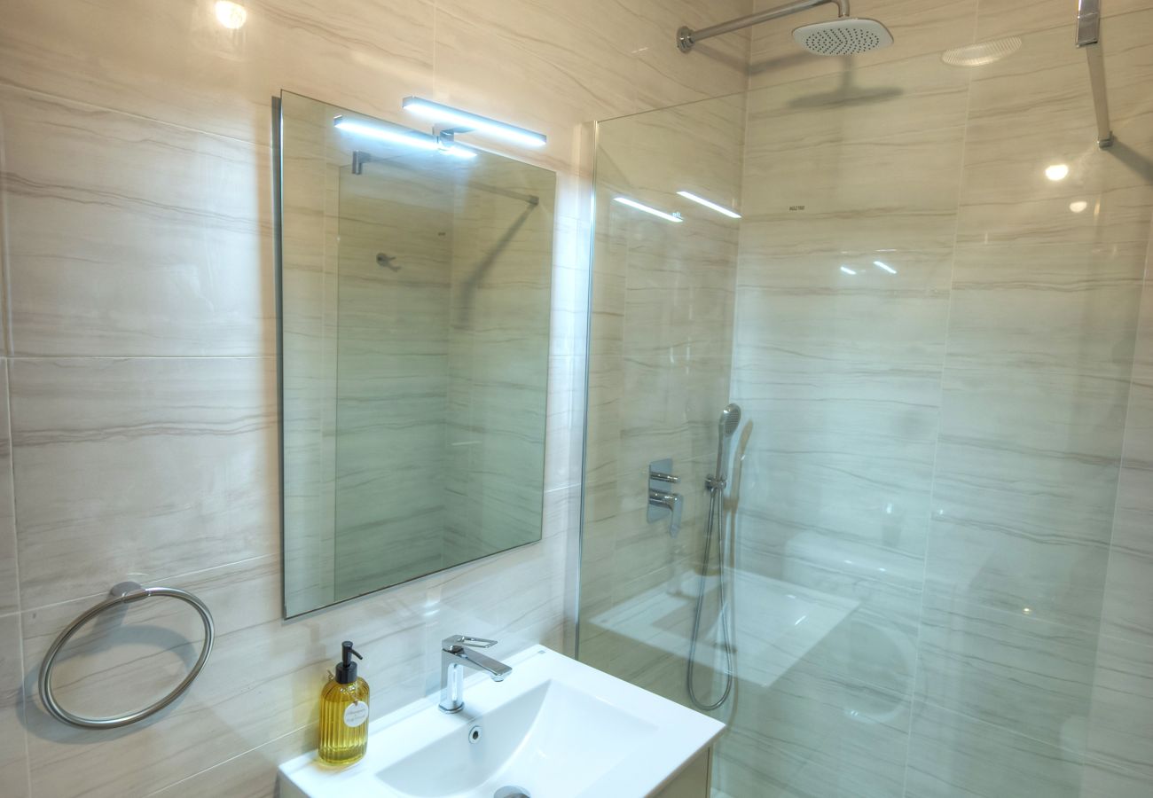 Apartamento en Msida - Luxury penthouse with jacuzzi, sun terrace APIC1-2