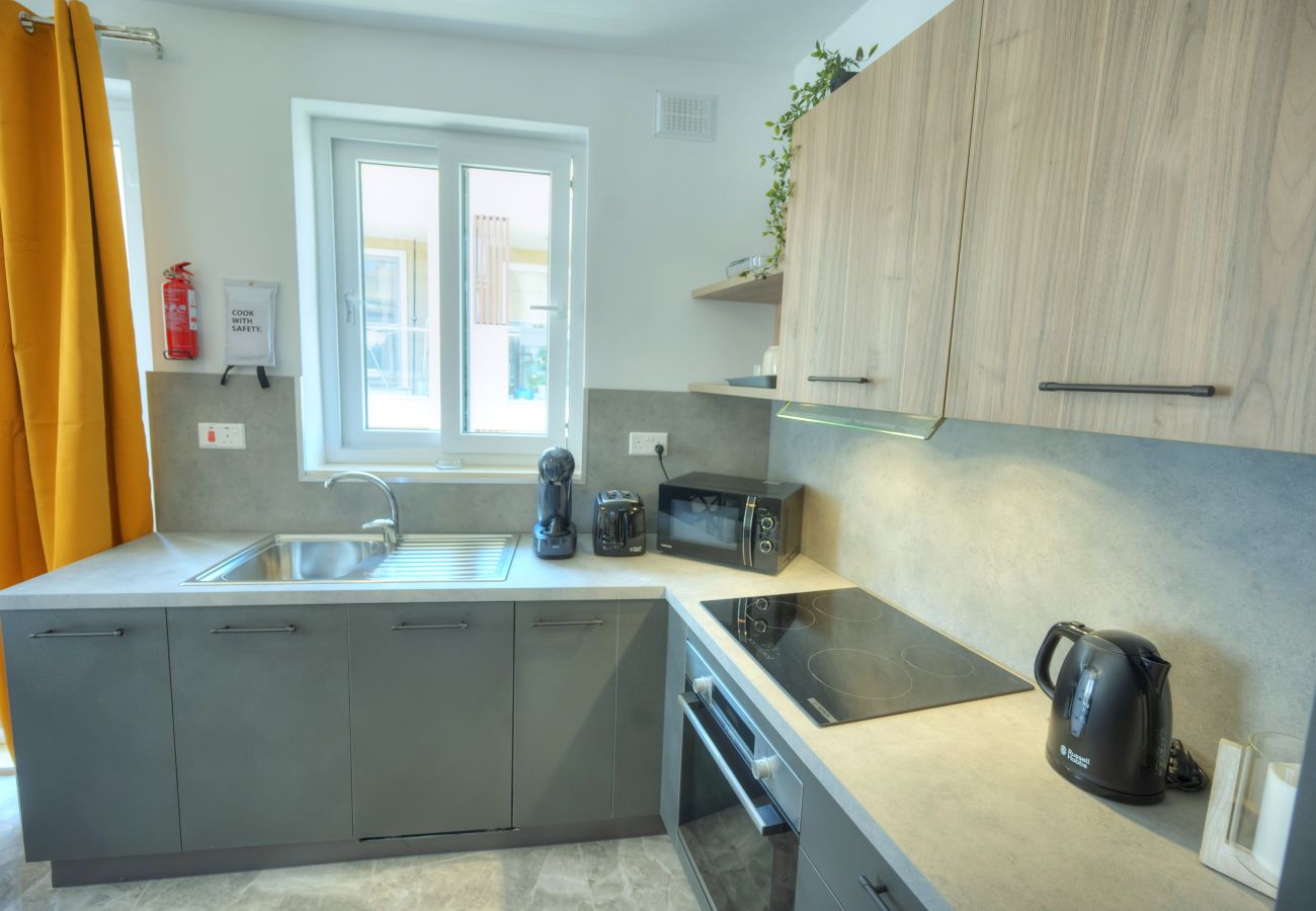 Apartamento en Msida - Luxury penthouse with jacuzzi, sun terrace APIC1-2