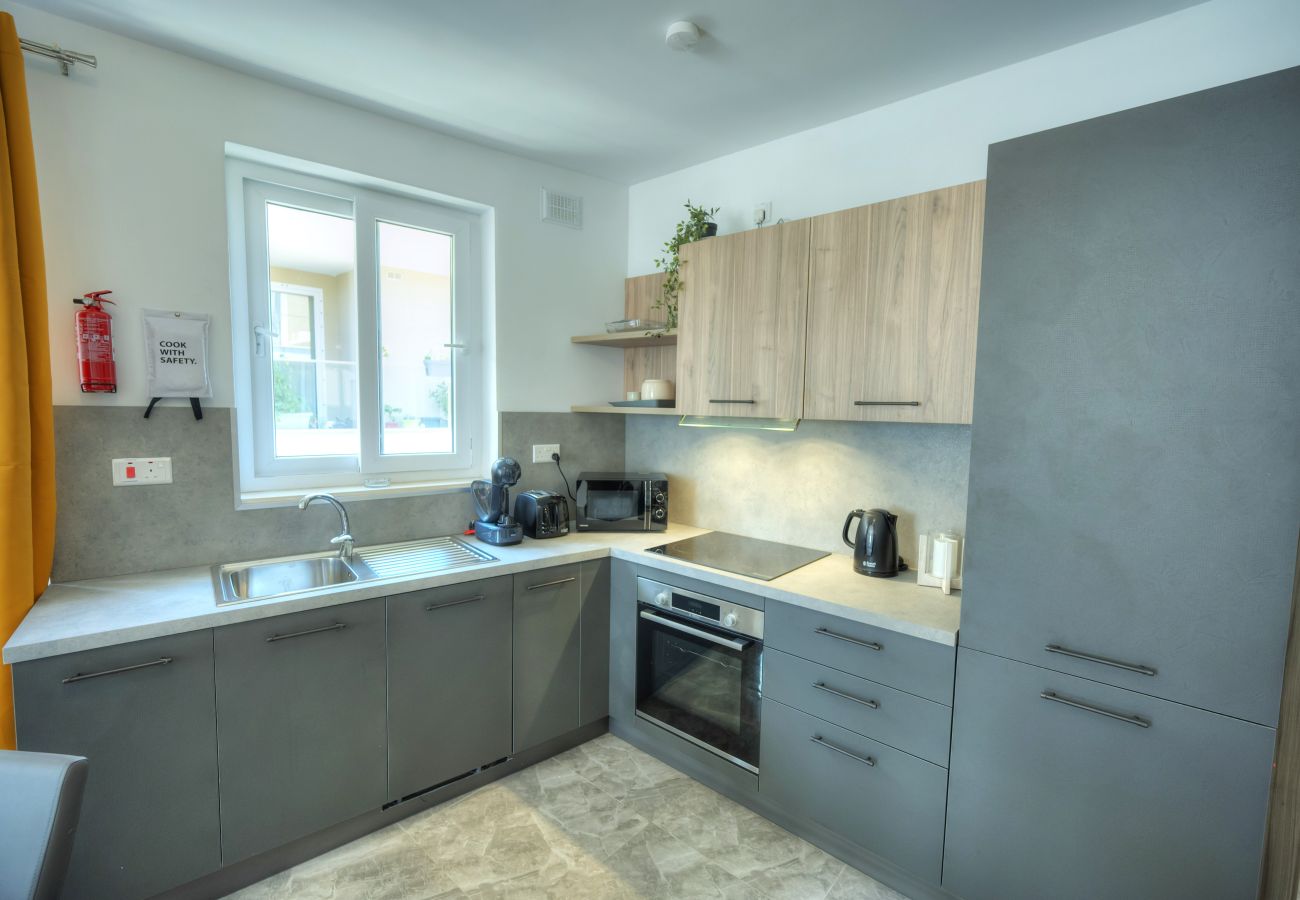 Apartamento en Msida - Luxury penthouse with jacuzzi, sun terrace APIC1-2