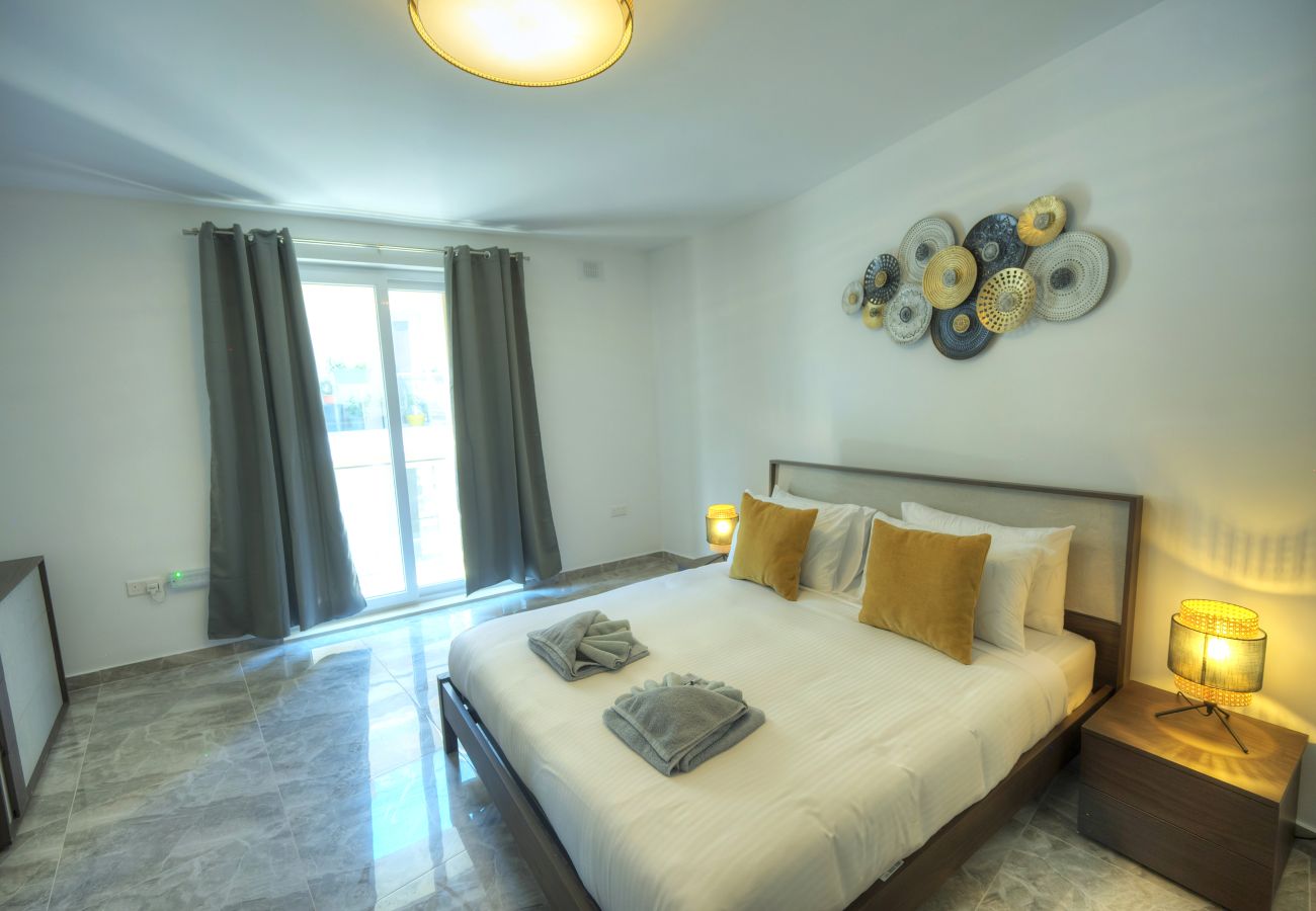 Apartamento en Msida - Luxury penthouse with jacuzzi, sun terrace APIC1-2