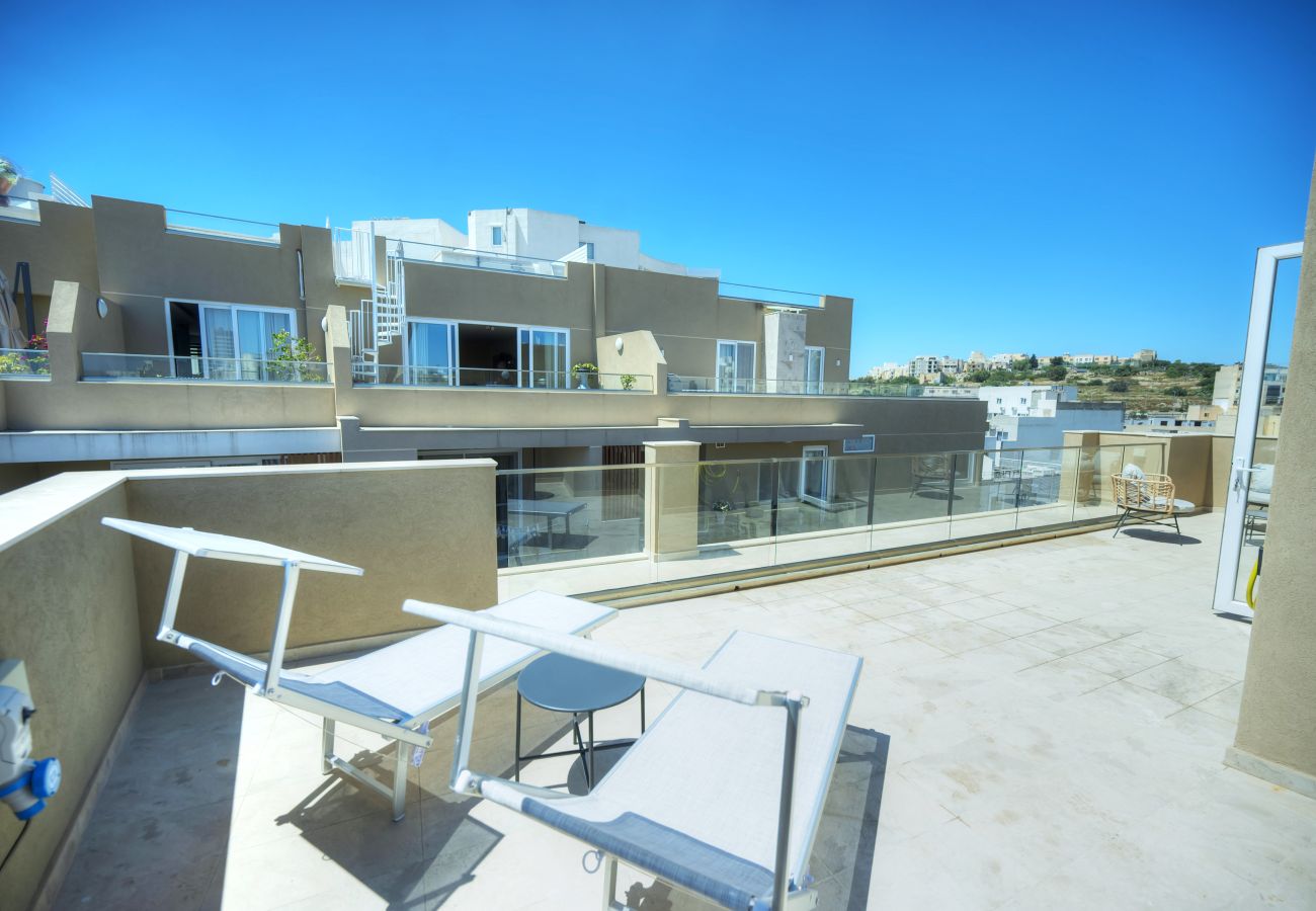 Apartamento en Msida - Luxury penthouse with jacuzzi, sun terrace APIC1-2