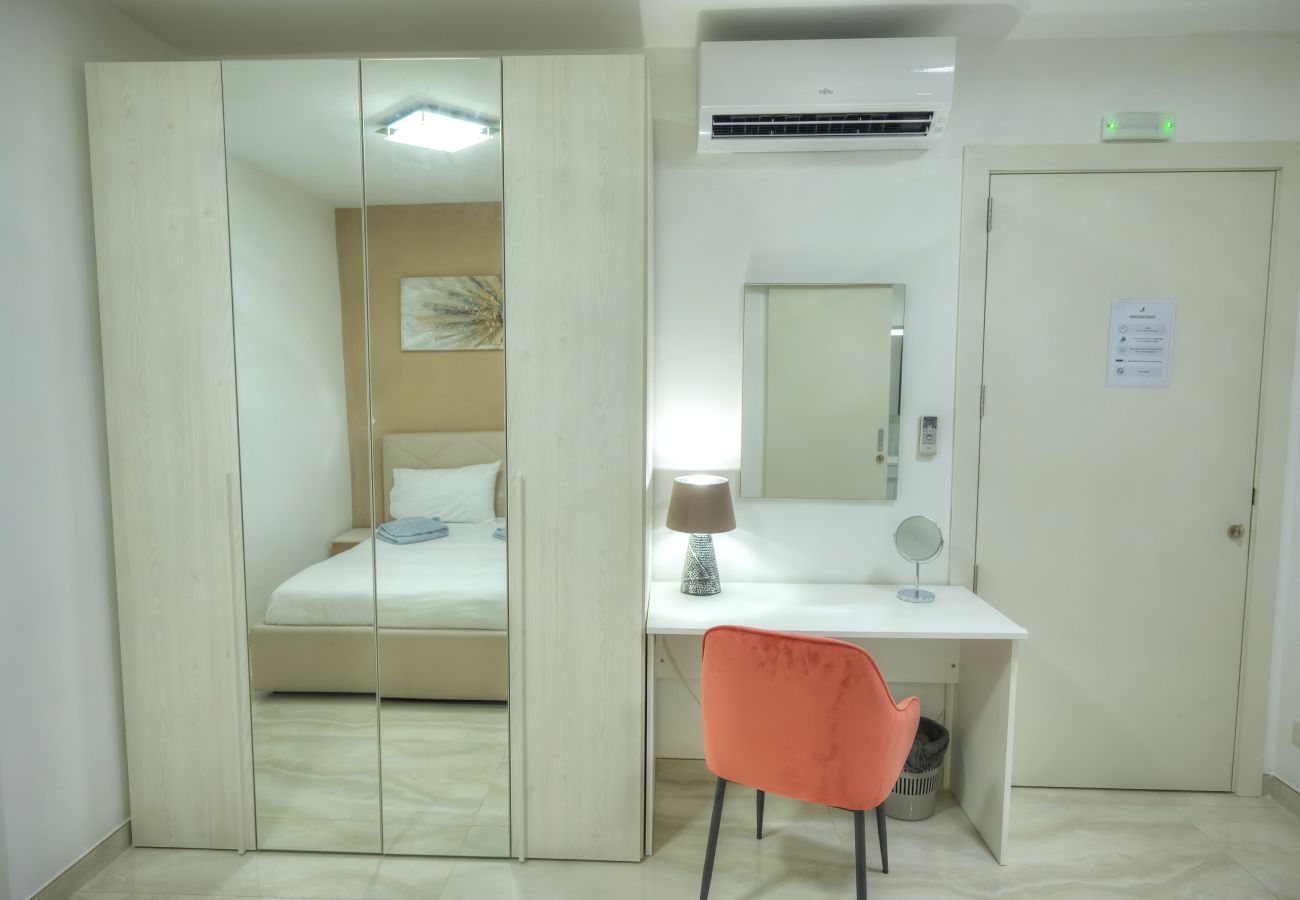 Apartamento en St Julian's - Modern and spacious one bedroom apartment CPAC2-2