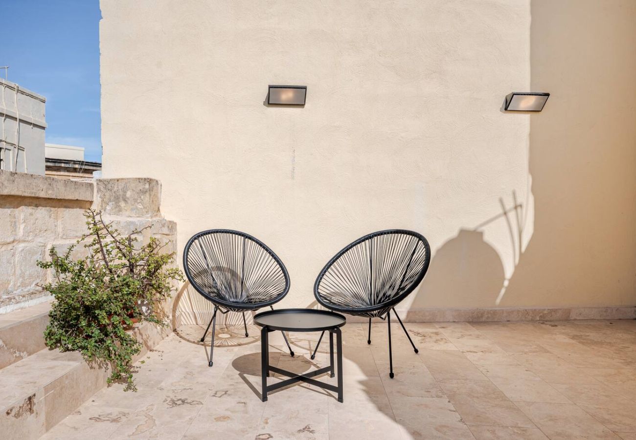 Casa en Birgu - Sumptuous townhouse with roof terrace AGAL1-1