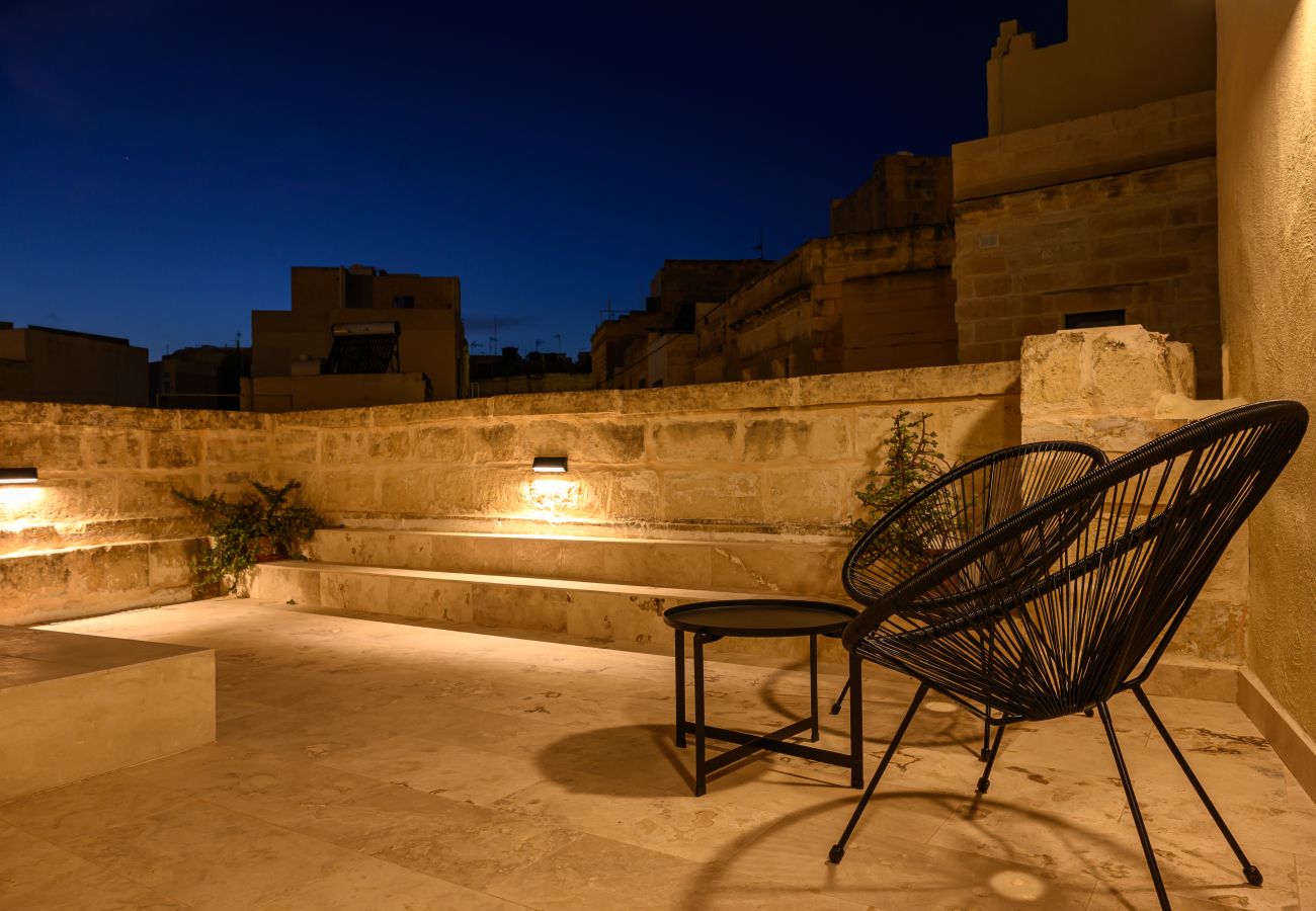 Casa en Birgu - Sumptuous townhouse with roof terrace AGAL1-1