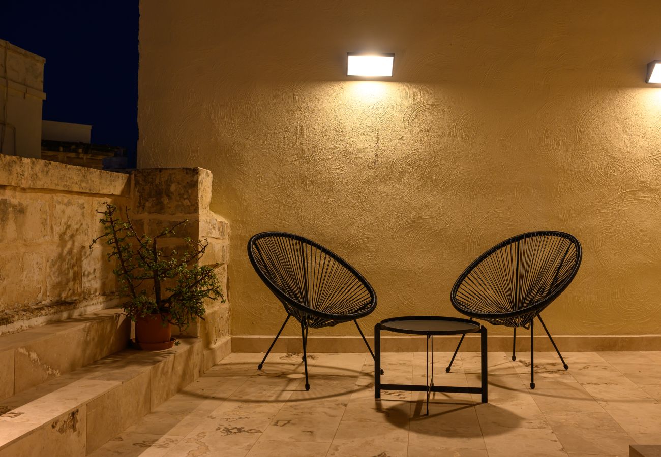 Casa en Birgu - Sumptuous townhouse with roof terrace AGAL1-1