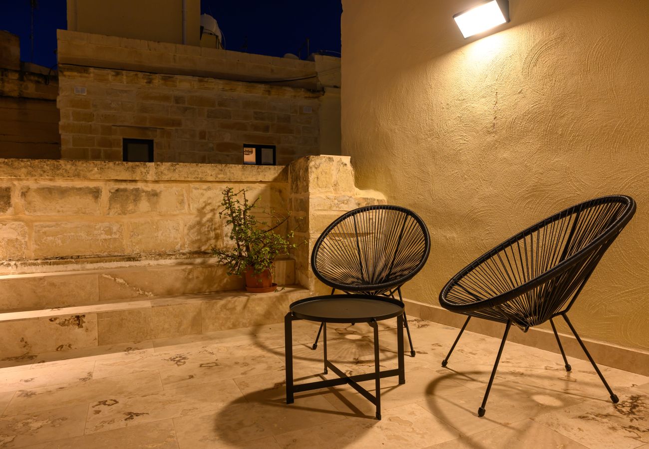 Casa en Birgu - Sumptuous townhouse with roof terrace AGAL1-1