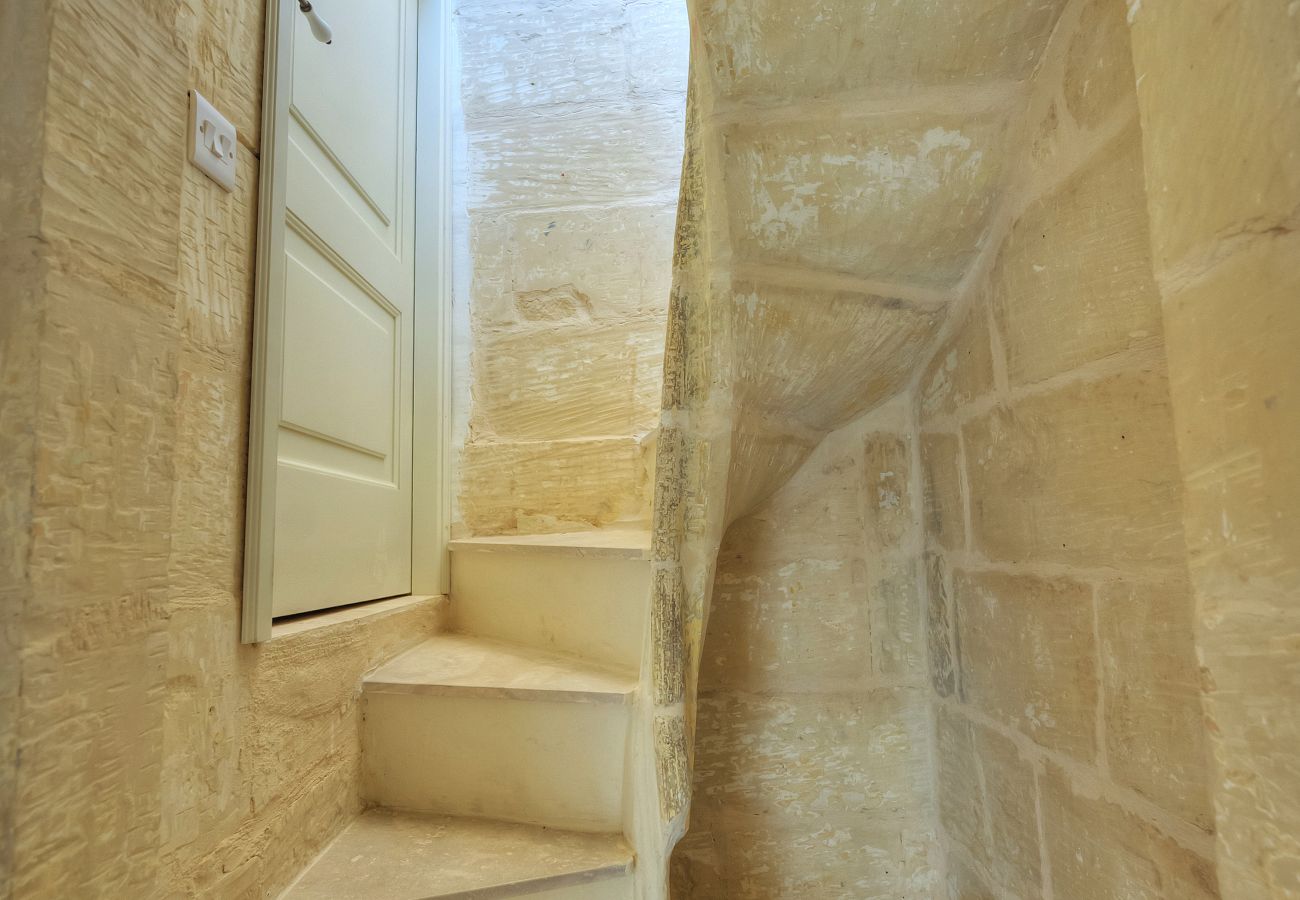Casa en Birgu - Sumptuous townhouse with roof terrace AGAL1-1
