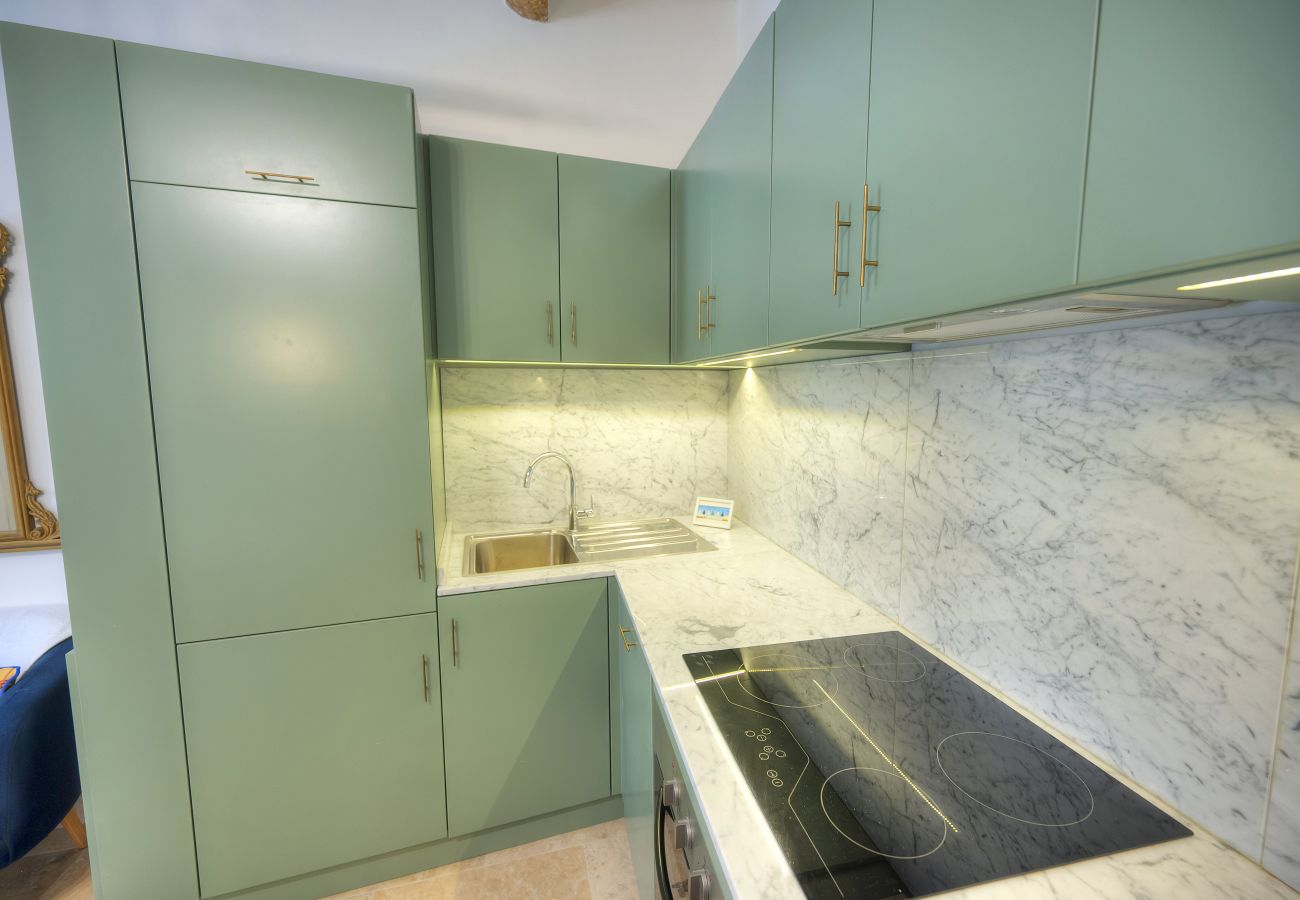 Casa en Birgu - Sumptuous townhouse with roof terrace AGAL1-1