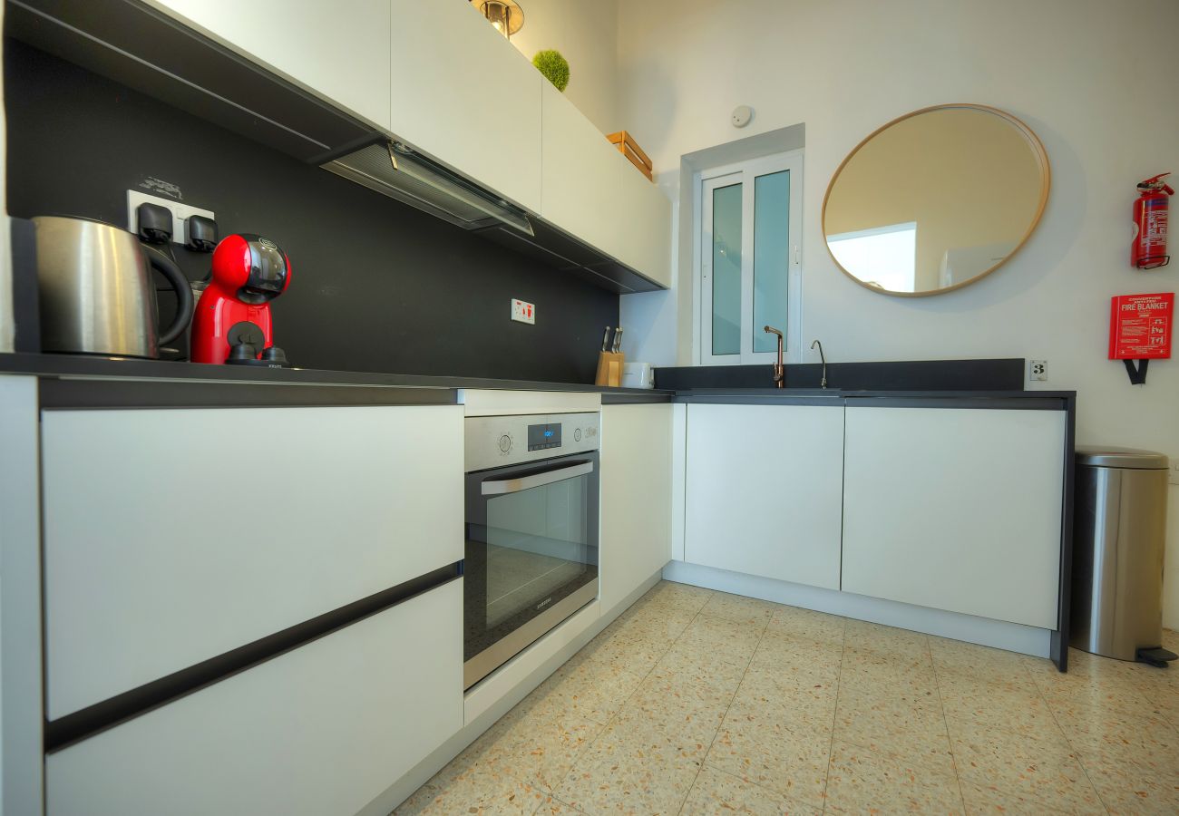 Apartamento en Floriana - Charming and stylish duplex townhouse DGUY1-1