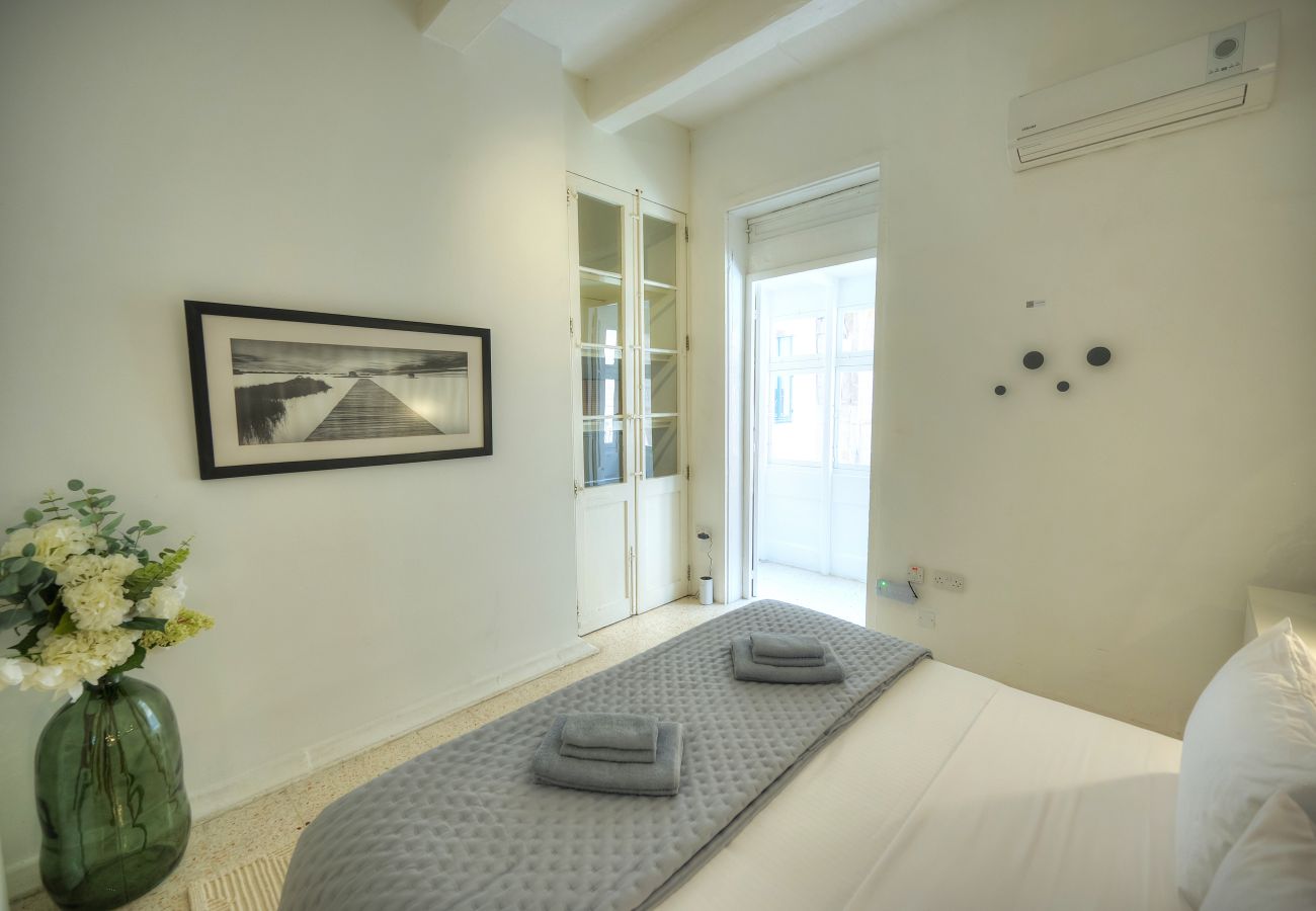 Apartamento en Floriana - Charming and stylish duplex townhouse DGUY1-1