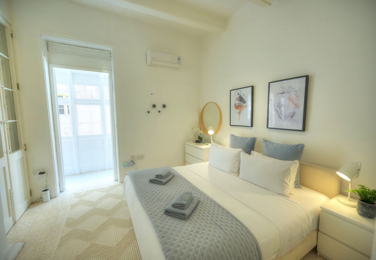 Apartamento en Floriana - Charming and stylish duplex townhouse DGUY1-1
