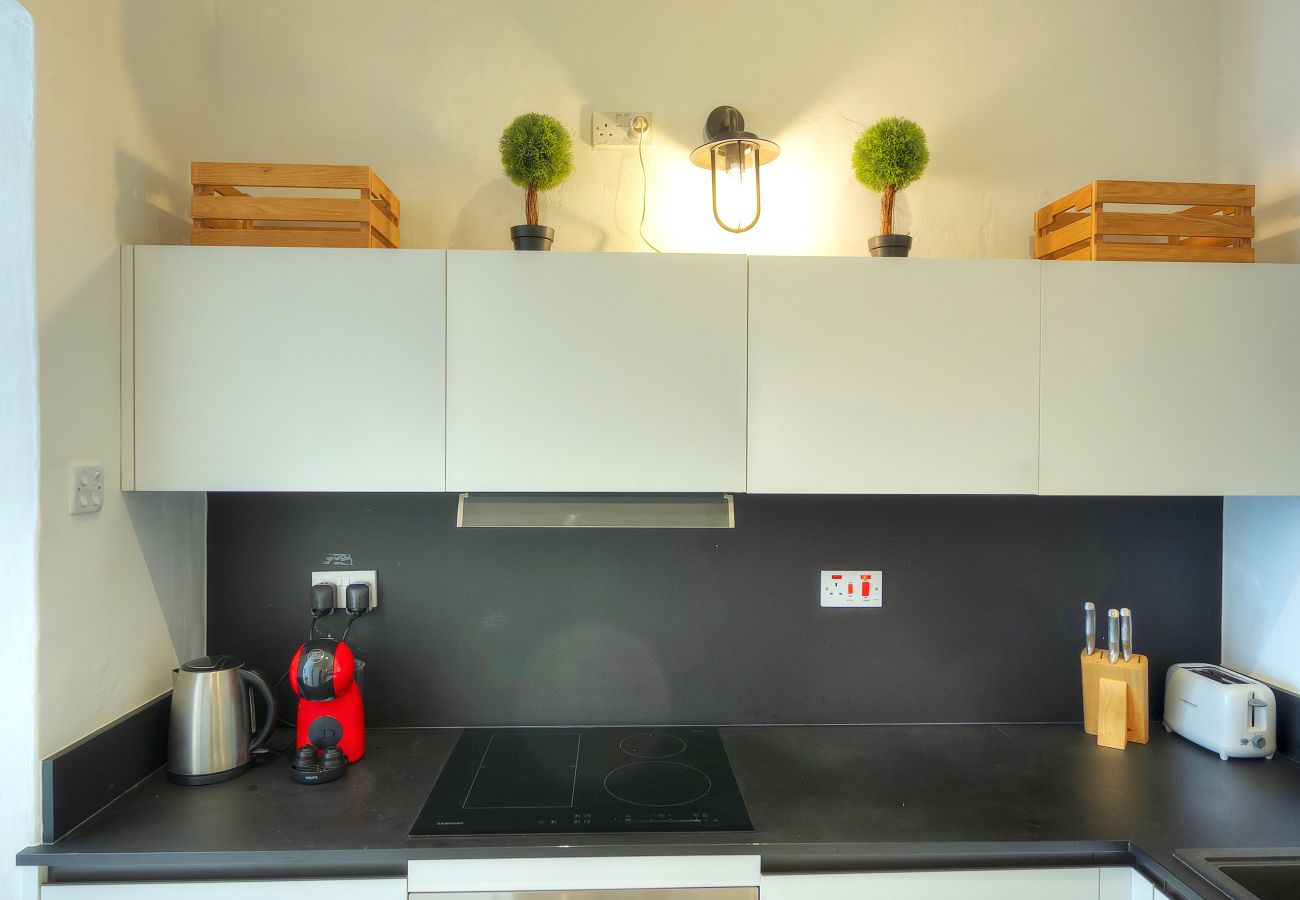 Apartamento en Floriana - Charming and stylish duplex townhouse DGUY1-1