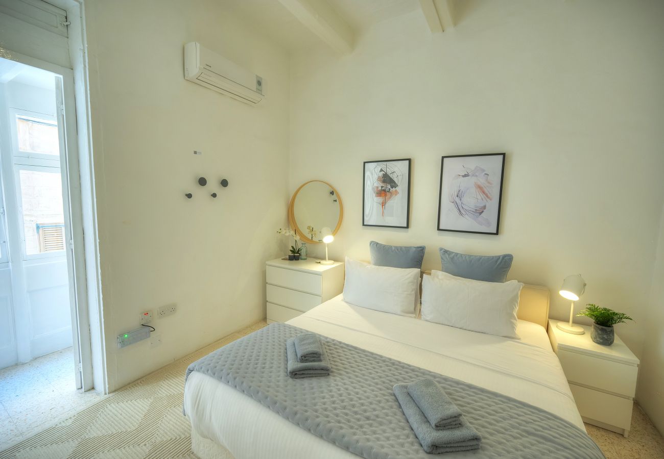 Apartamento en Floriana - Charming and stylish duplex townhouse DGUY1-1