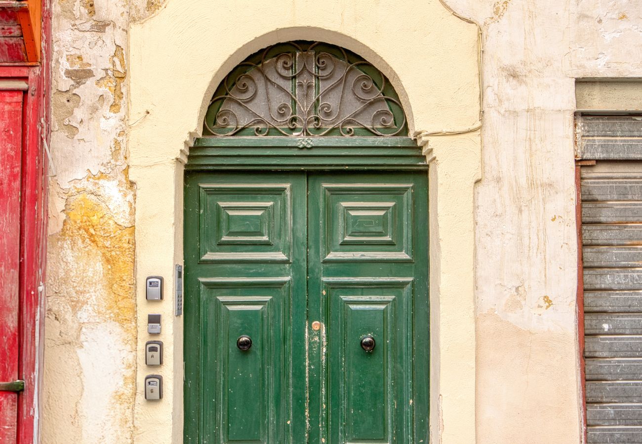 Apartamento en Floriana - Charming traditional 2 bedroom near Valletta GBAL1-1